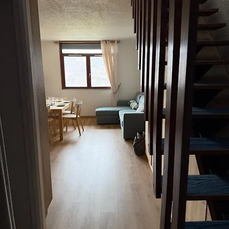 Pla D'adet Lary 아파트 생라리술랑